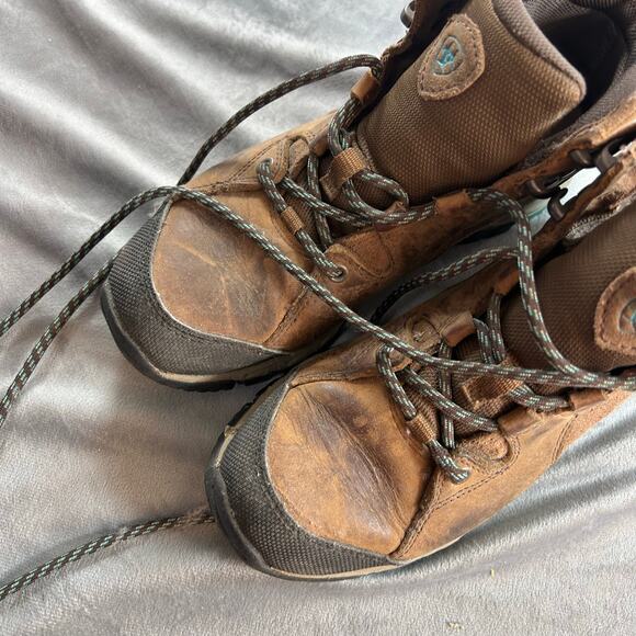 Ariat Leather Waterproof Lace up Chore boots women's size 7.5 - Picture 3 of 10